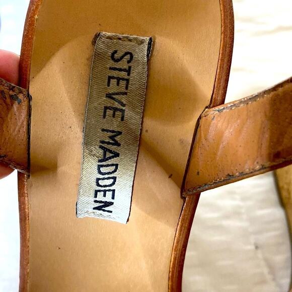 Women's Steve Madden Iluvit T-strap Platform Wedge Sandals HEELS Taupe Size 6 - Picture 5 of 14